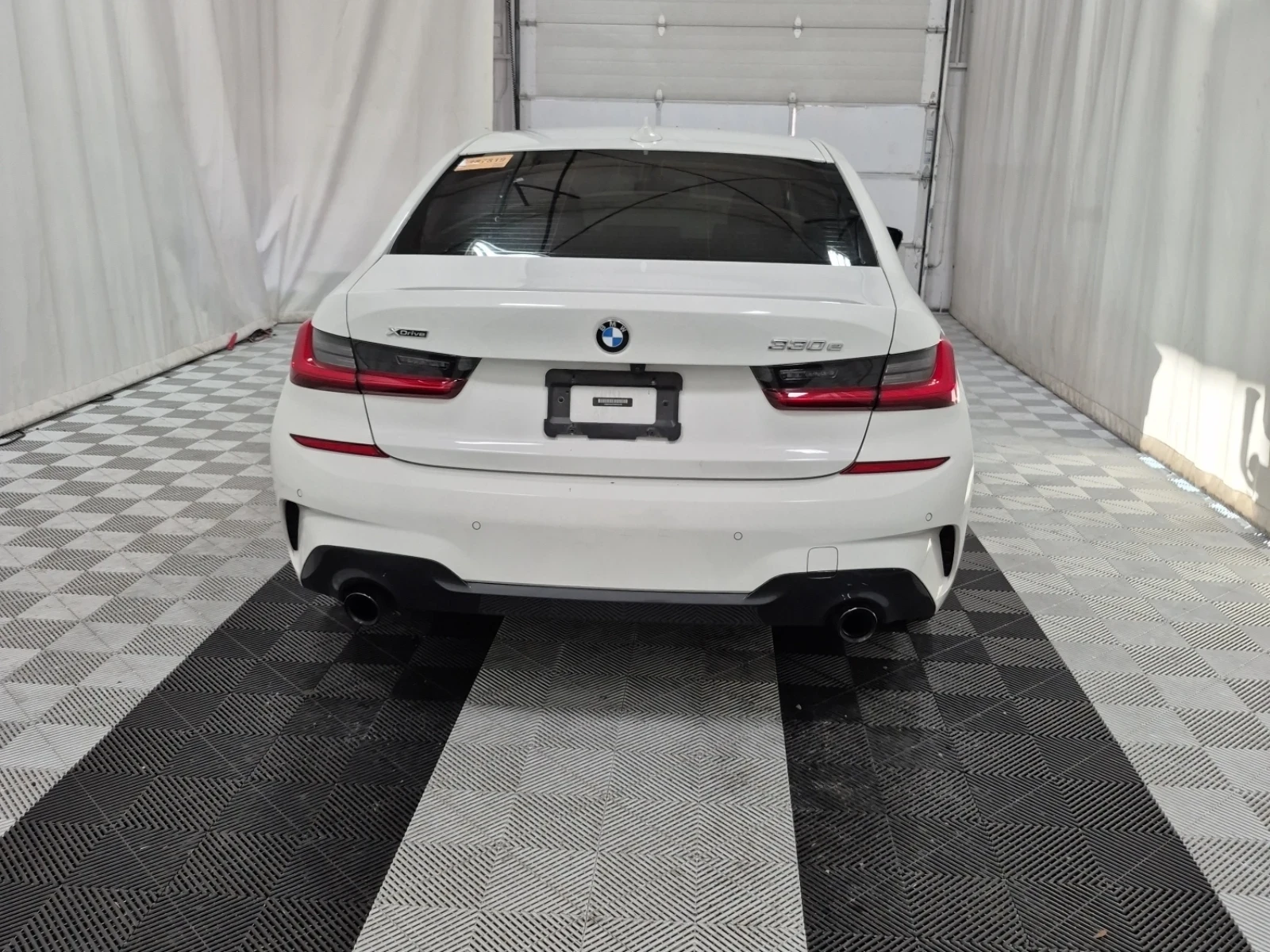 BMW 330 E HYBRID * * M PACK * * CARFAX * * АВТО КРЕДИТ * * - изображение 5