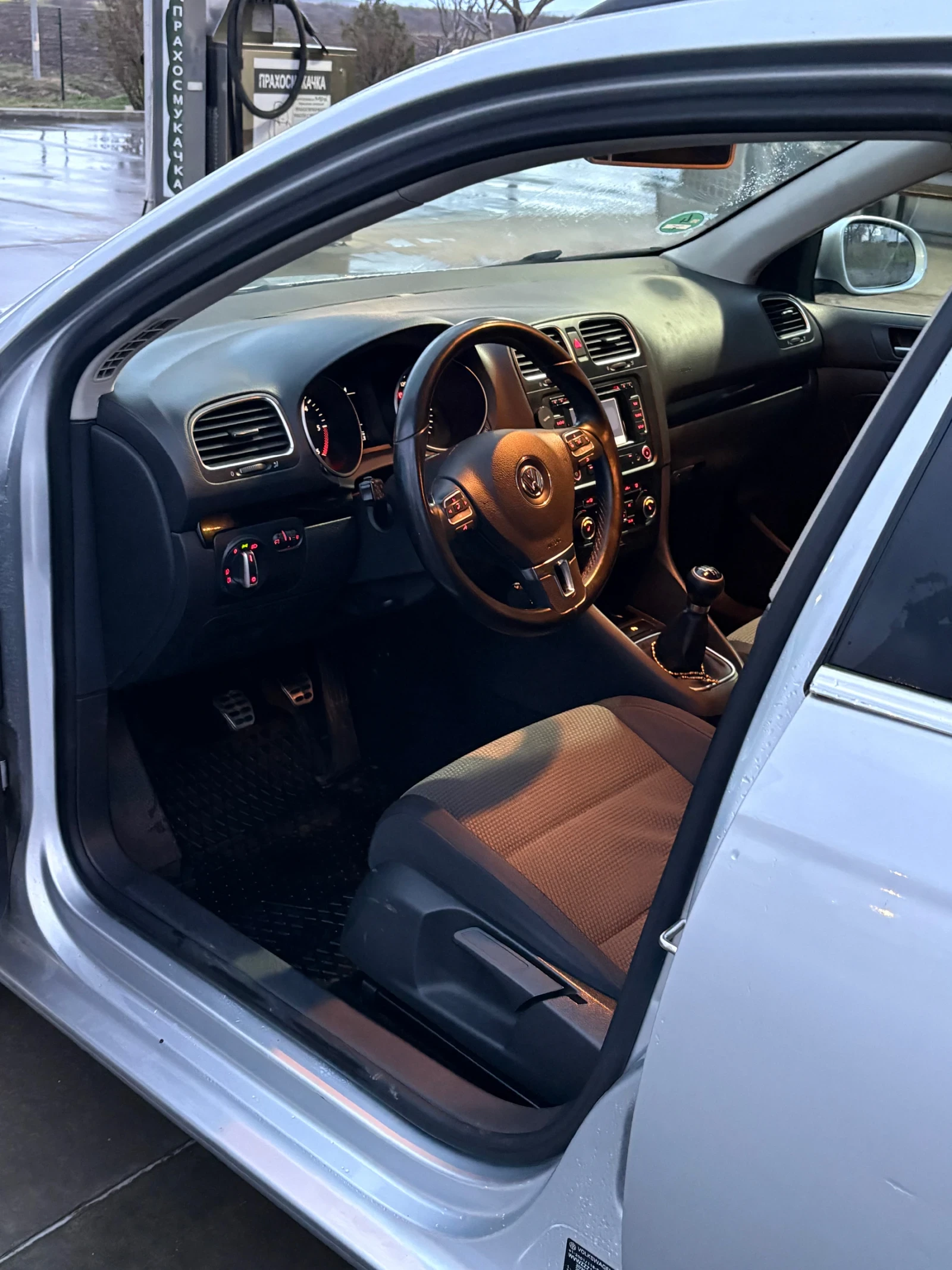 VW Golf VW GOLF 6* 2.0TDI* 6 СКОРОСТИ* ОБСЛУЖЕНА*  - изображение 8