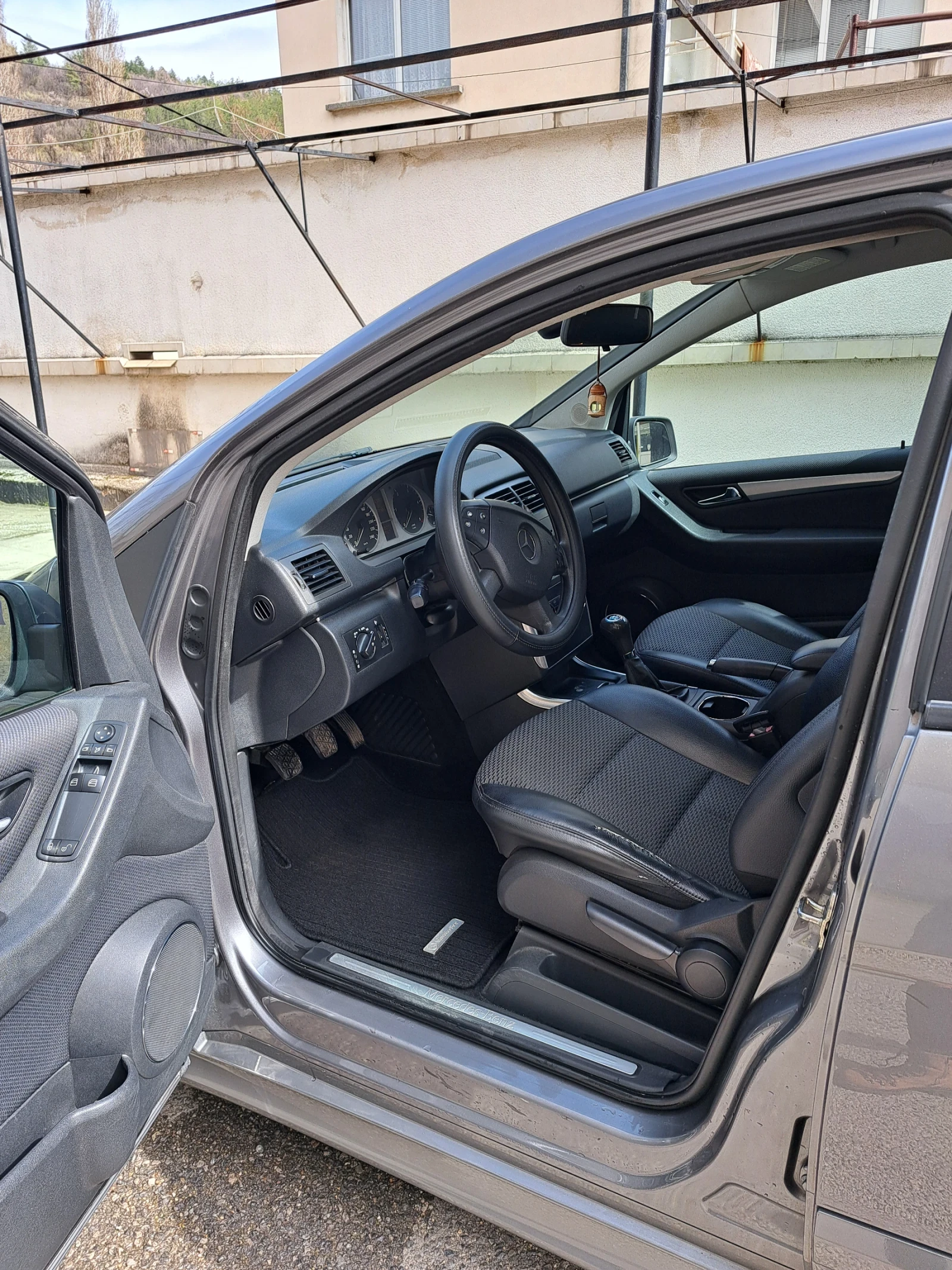 Mercedes-Benz B 180 | Mobile.bg � ����������� 5