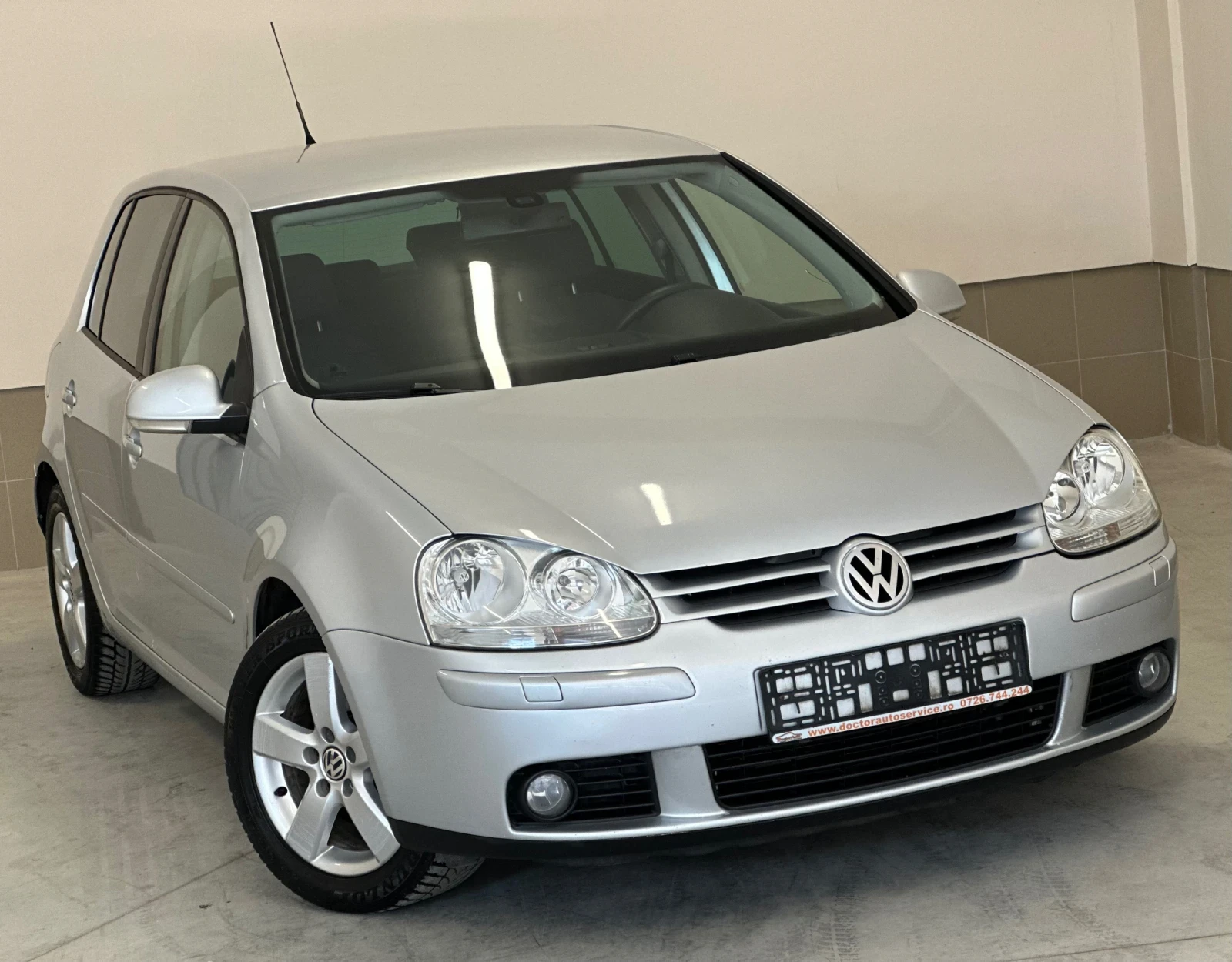 VW Golf 1.9Tdi/Facelift/КАТО НОВ/ПОДГРЕВИ/Full/Климатроник