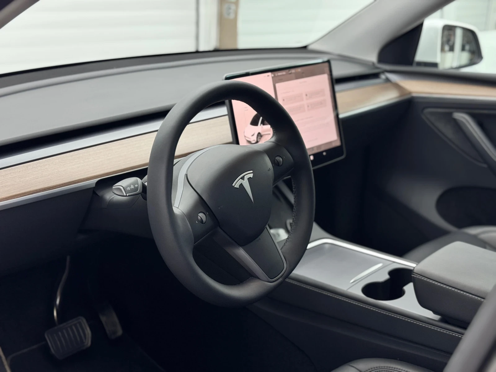 Tesla Model Y Long Range, снимка 6 - Автомобили и джипове - 53754805