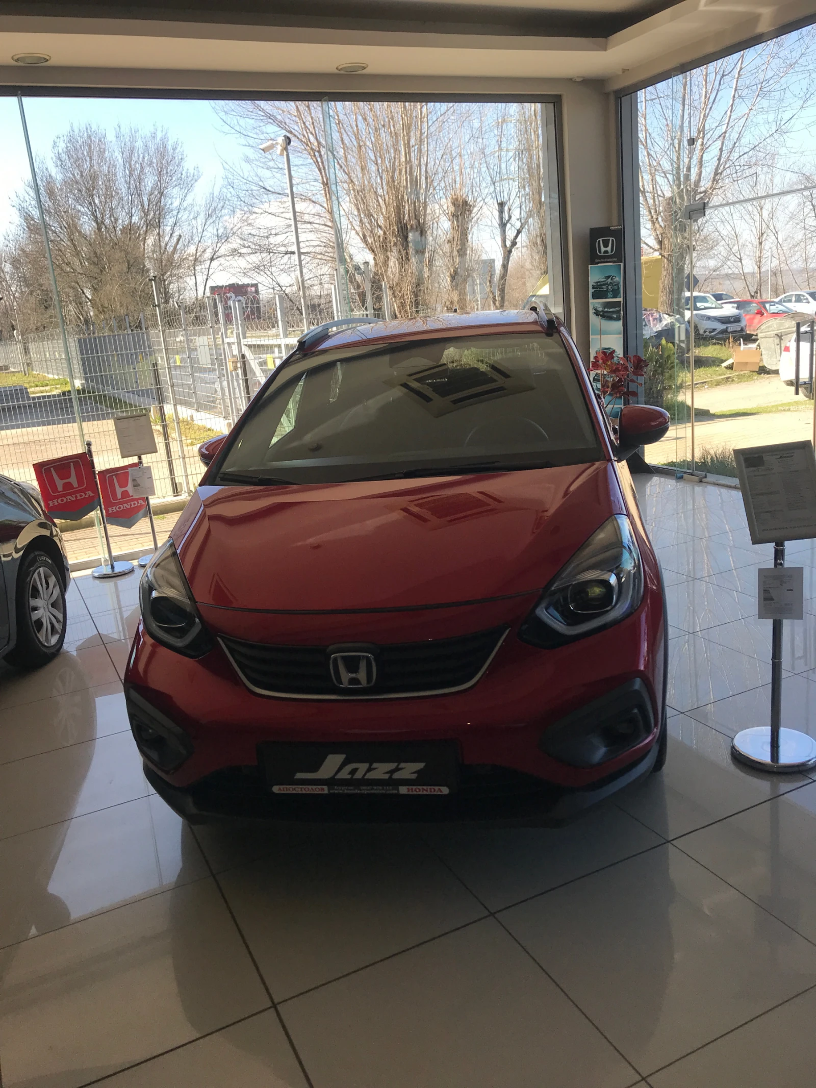 Honda Jazz 1, 5 e-HEV, снимка 13 - Автомобили и джипове - 53780907