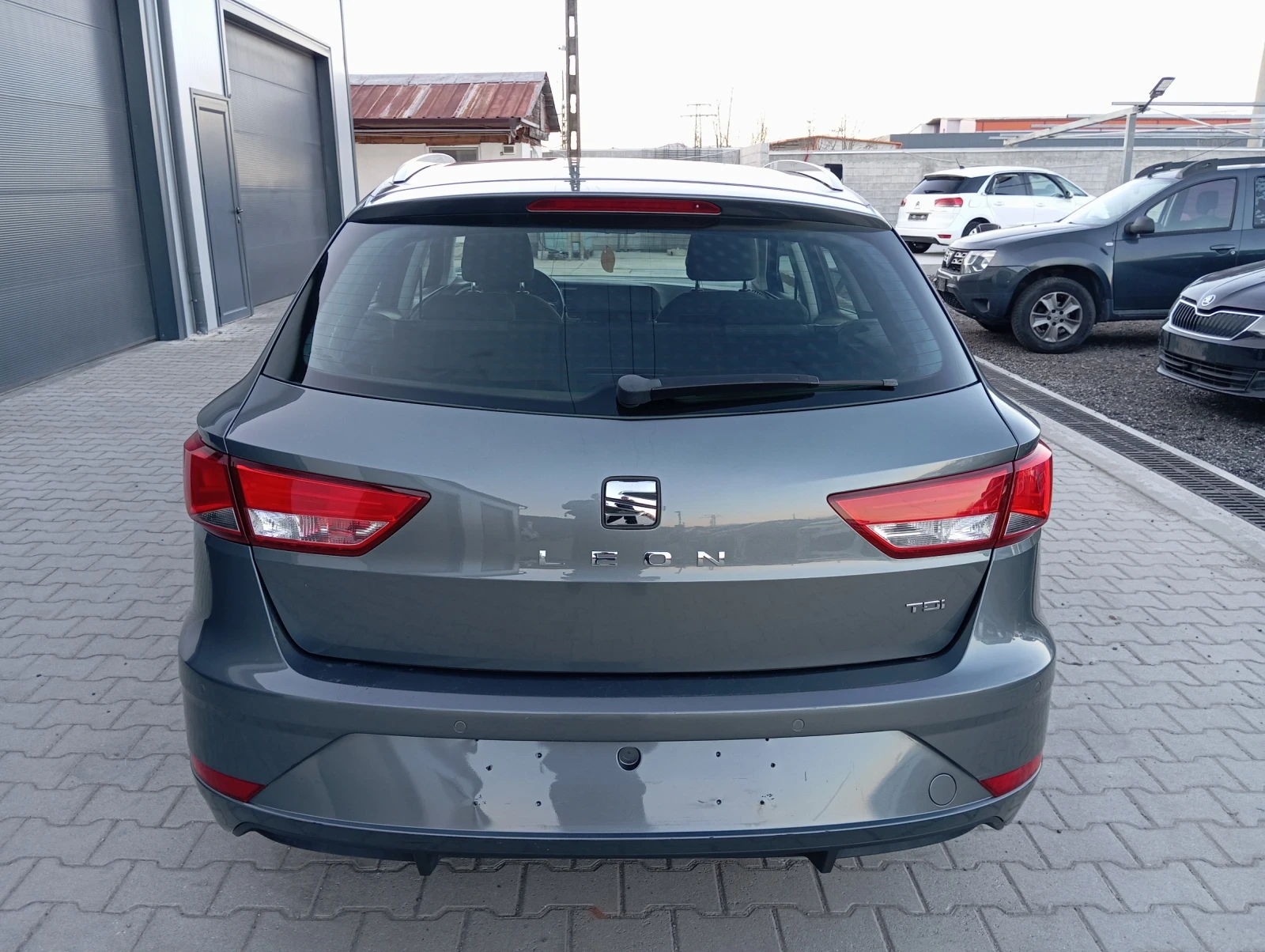 Seat Leon ЛИЗИНГ , снимка 6 - Автомобили и джипове - 53802251
