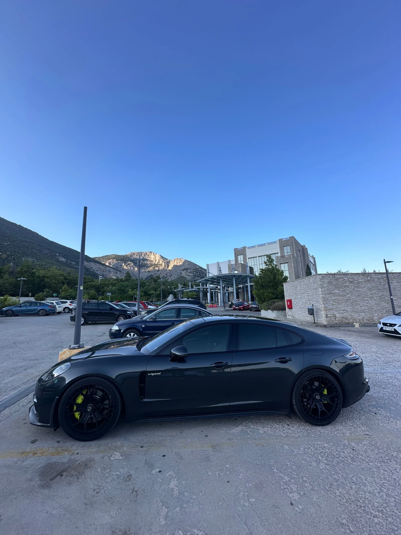 Porsche Panamera 4 E-hybrid реални КМ !!!, снимка 9 - Автомобили и джипове - 53884410