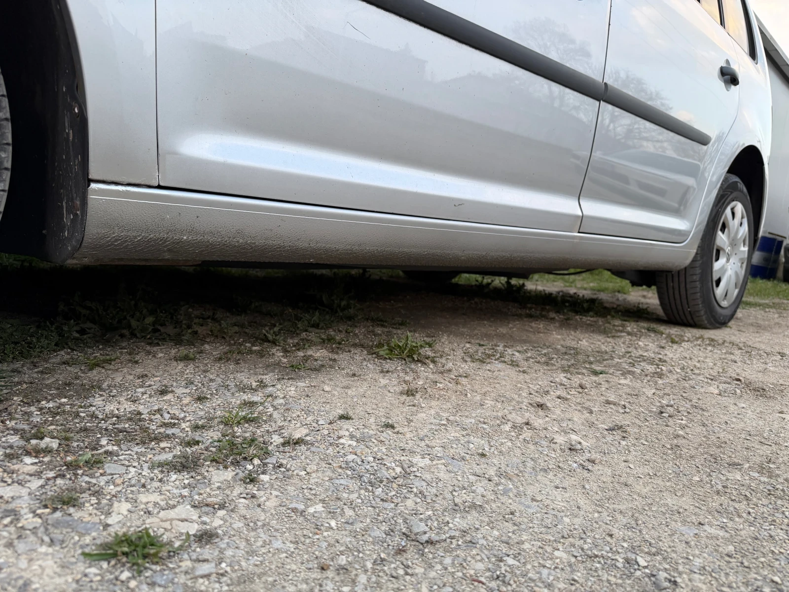 VW Touran 7 местен 1.9, снимка 4 - Автомобили и джипове - 54197658