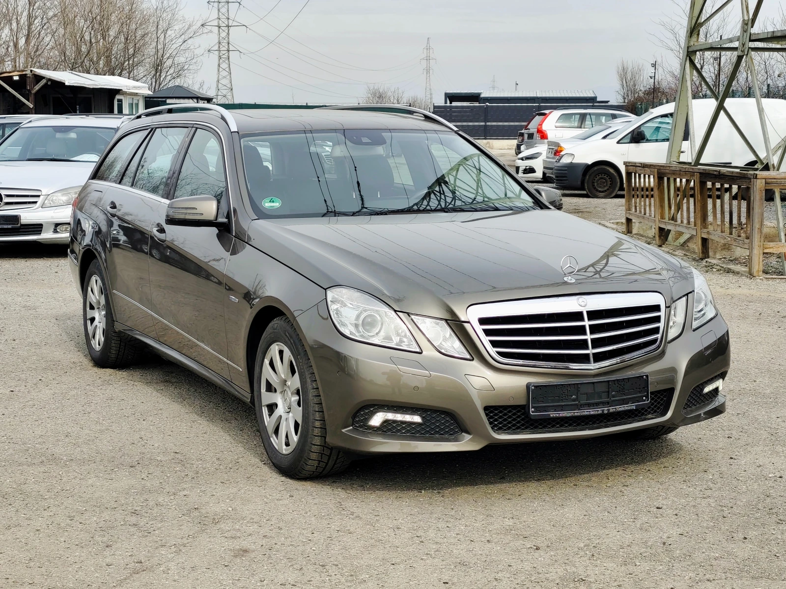 Mercedes-Benz E 250 i  AVANTGARDE  Евро 5, снимка 3 - Автомобили и джипове - 54932879