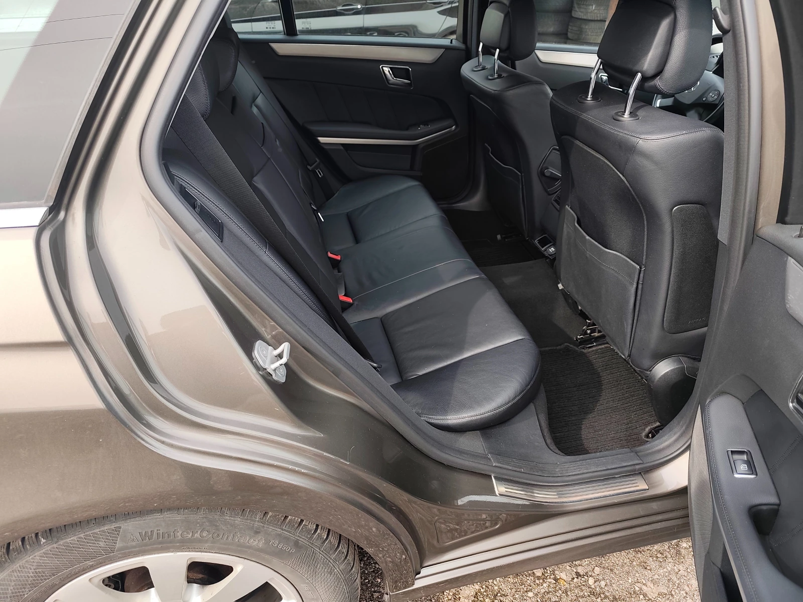 Mercedes-Benz E 250 i  AVANTGARDE  Евро 5, снимка 11 - Автомобили и джипове - 54932879