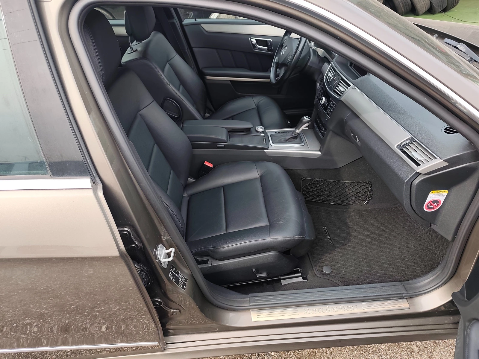 Mercedes-Benz E 250 i  AVANTGARDE  Евро 5, снимка 8 - Автомобили и джипове - 54932879