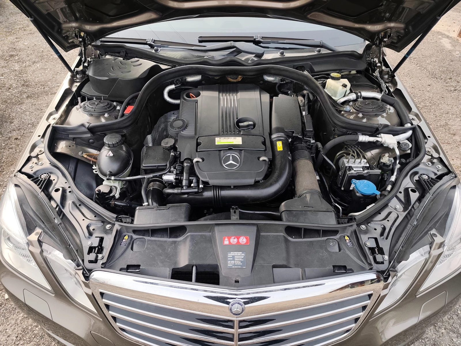 Mercedes-Benz E 250 i  AVANTGARDE  Евро 5, снимка 17 - Автомобили и джипове - 54932879