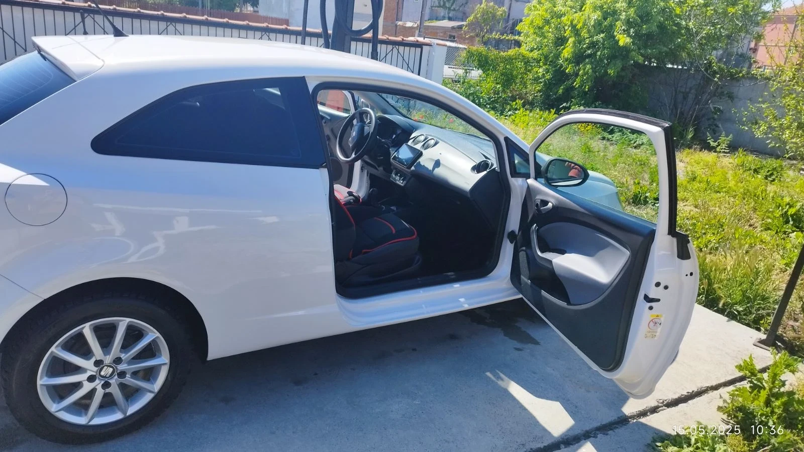 Seat Ibiza, снимка 4 - Автомобили и джипове - 55239951