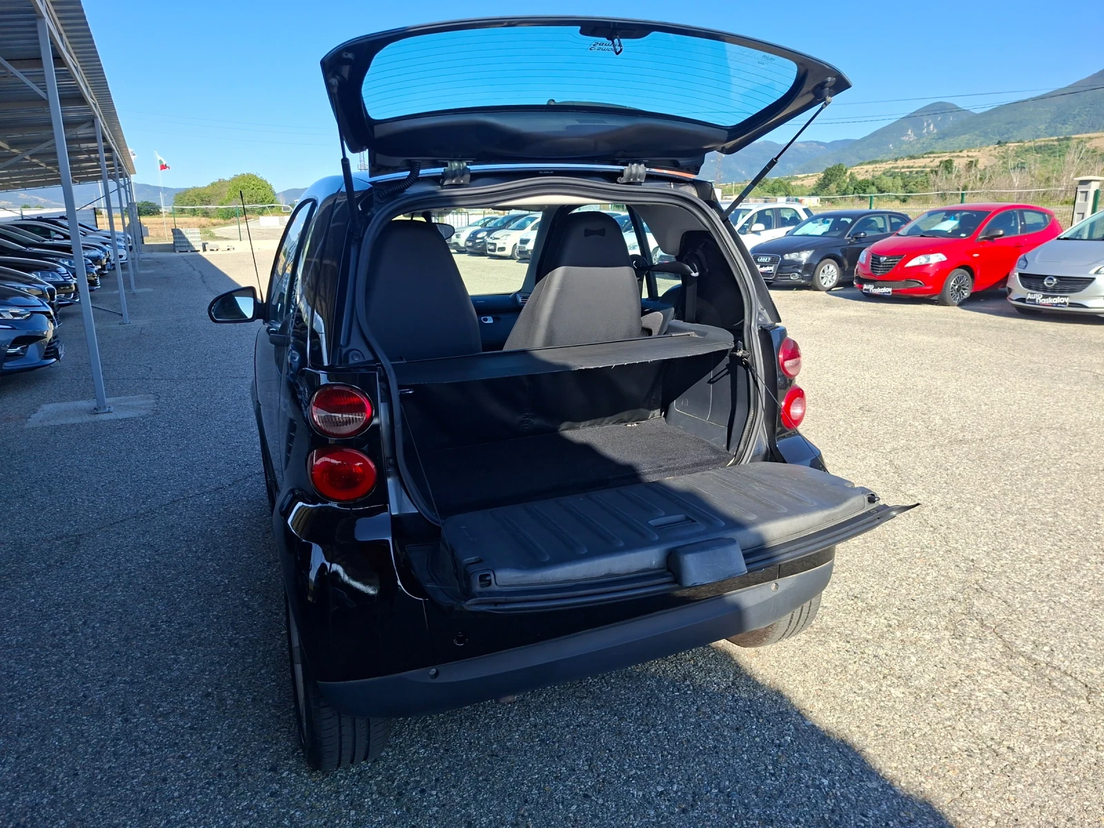Smart Fortwo 1, 0 i, снимка 12 - Автомобили и джипове - 55503294