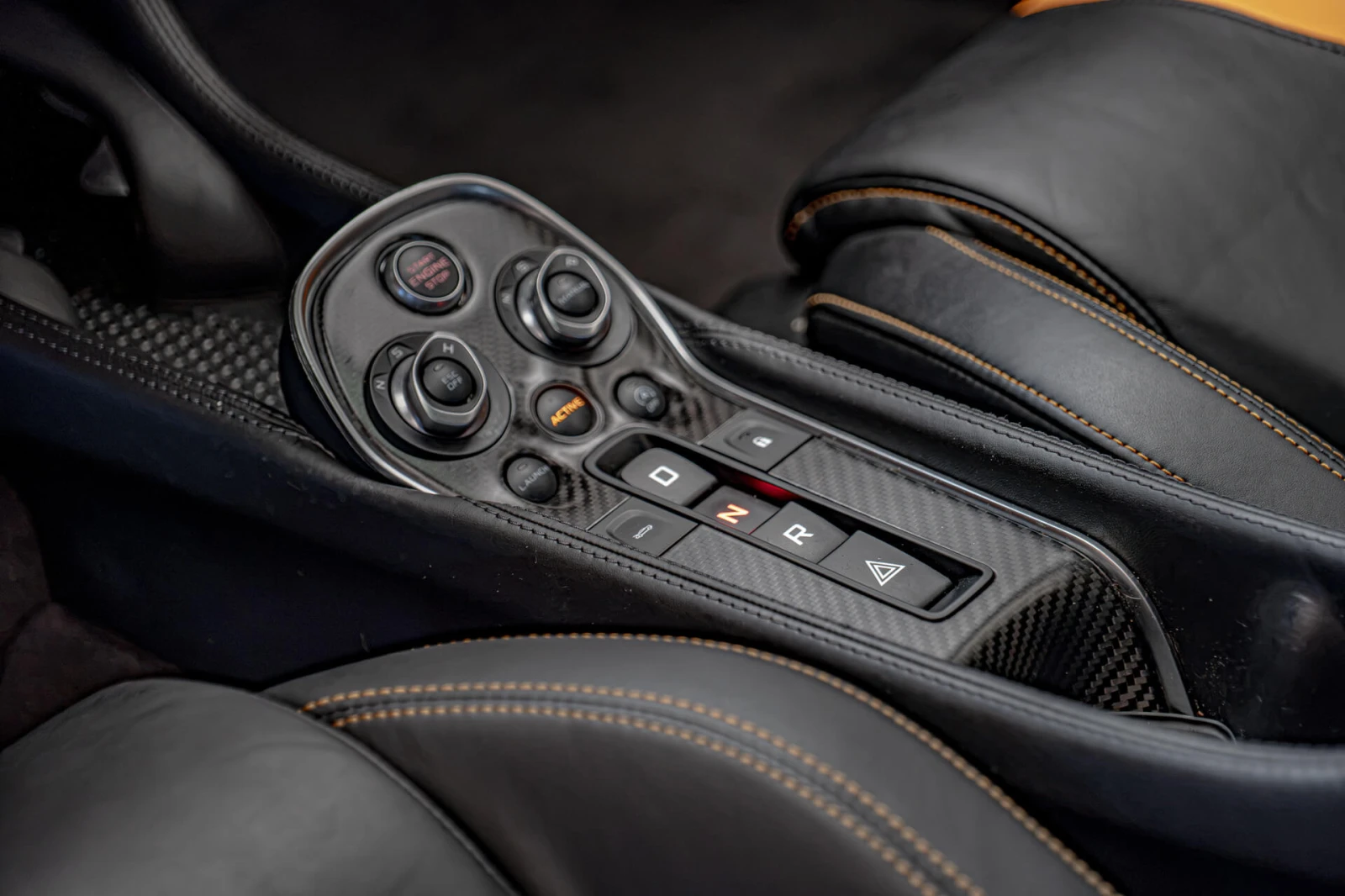 McLaren 570S Coupe 3.8 V8/Virtual/Carbon/Керамика/Bower&Wilkins/, снимка 10 - Автомобили и джипове - 55674236