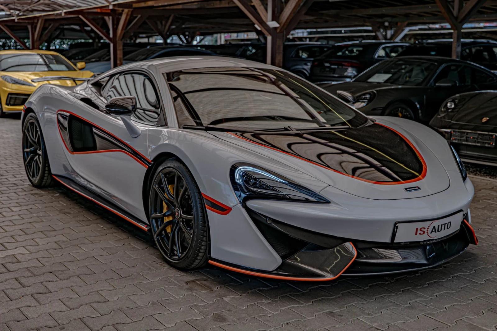 McLaren 570S Coupe 3.8 V8/Virtual/Carbon/Керамика/Bower&Wilkins/, снимка 2 - Автомобили и джипове - 55674236