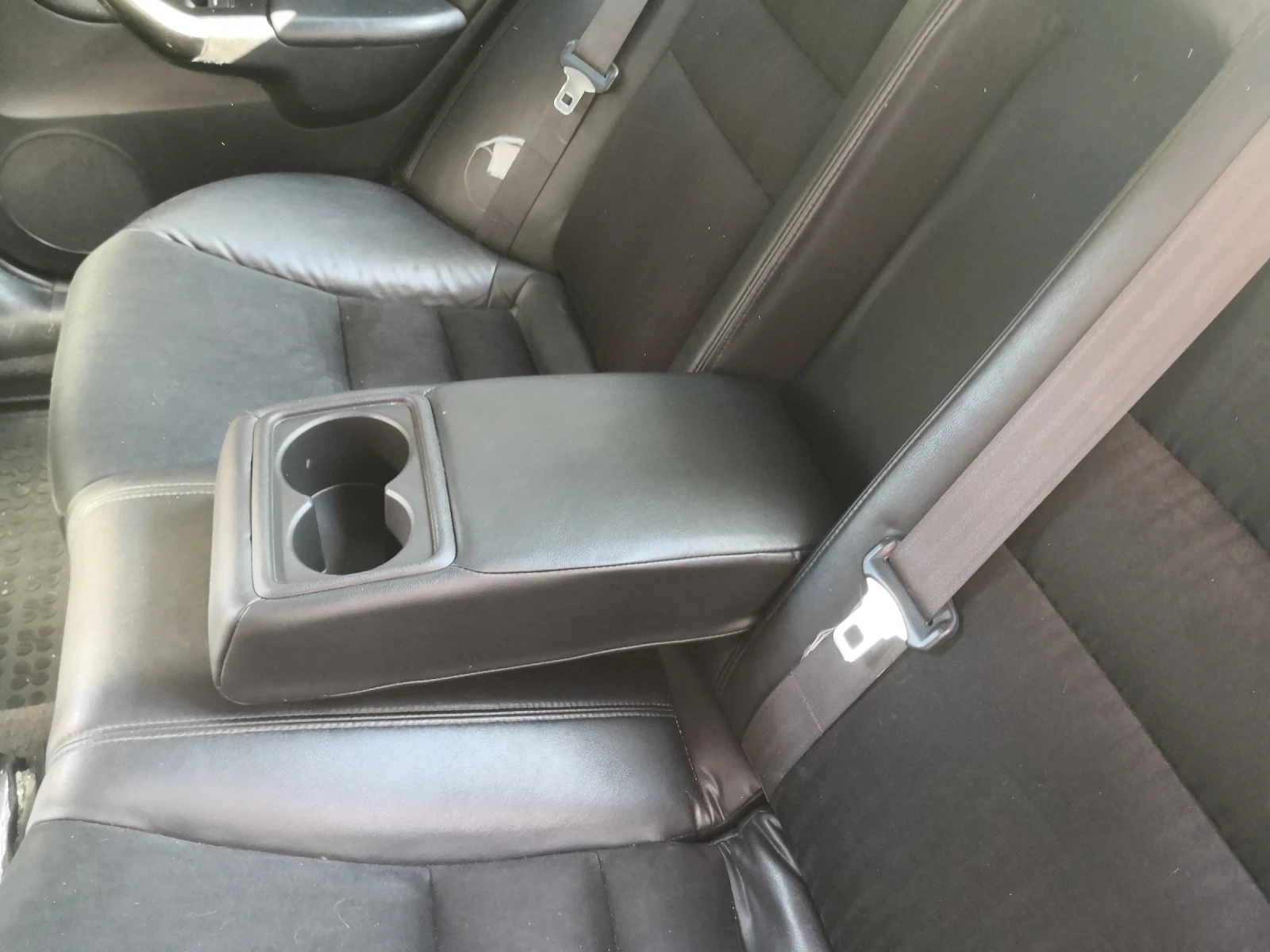 Honda Accord 2.0 с газова уредба, снимка 11 - Автомобили и джипове - 55750877