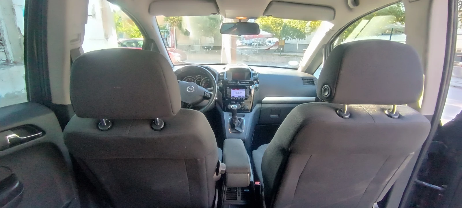 Opel Zafira, снимка 8 - Автомобили и джипове - 56015249