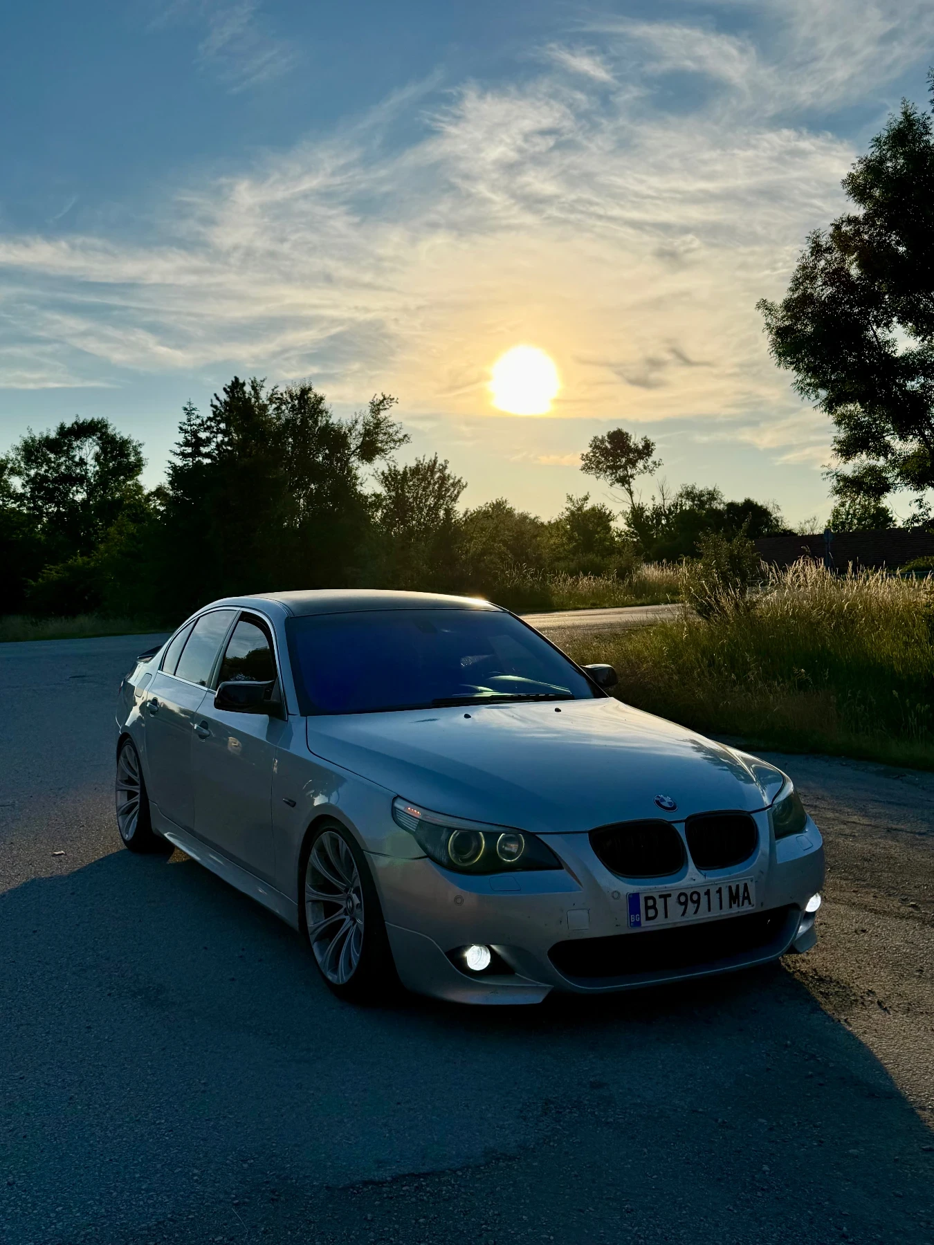 BMW 530, снимка 2 - Автомобили и джипове - 56511336