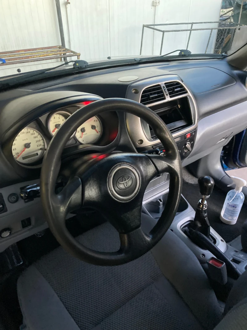 Toyota Rav4 1.8 I Gaz-Benzin, снимка 2 - Автомобили и джипове - 48954541