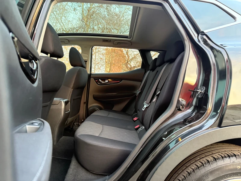 Nissan Qashqai 4х4* 360CAM* КeyLess* StartStop* ПАНОРАМА* ПЕРФЕКТ, снимка 11 - Автомобили и джипове - 52709015