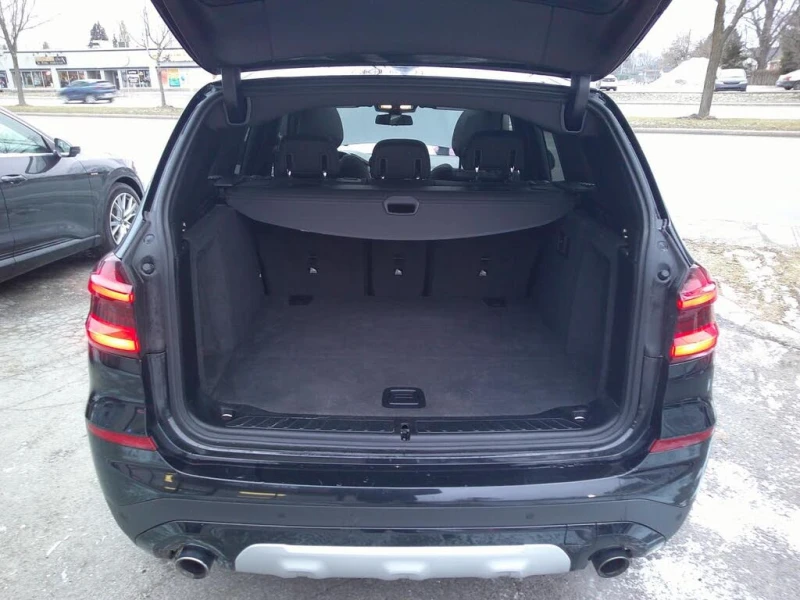 BMW X3 ПАМЕТ* ПАНОРАМА* КАМЕРА* КОЖА* ПОДГРЕВ* , снимка 8 - Автомобили и джипове - 53010902