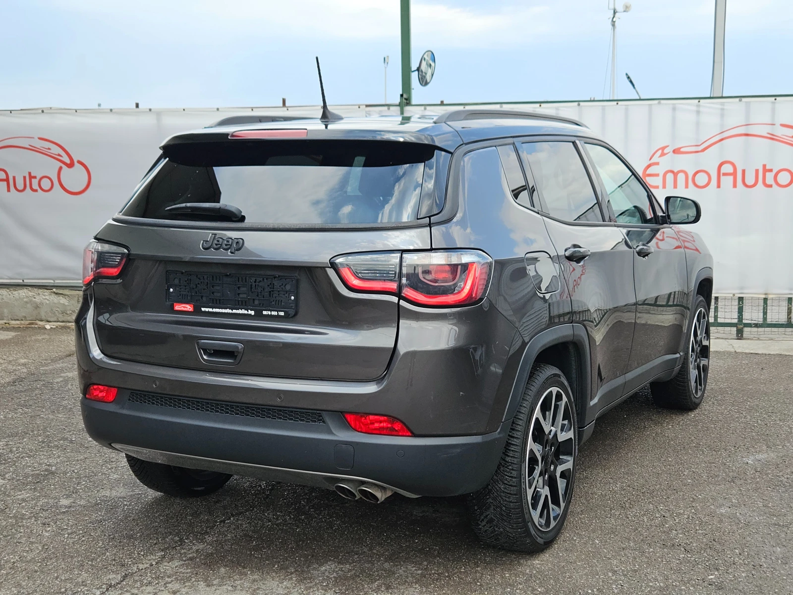 Jeep Compass 1.6m-Jet/LIMITED/LED/КОЖА/NAVI/БЛУТУТ/EURO 6B/ТОП - изображение 3