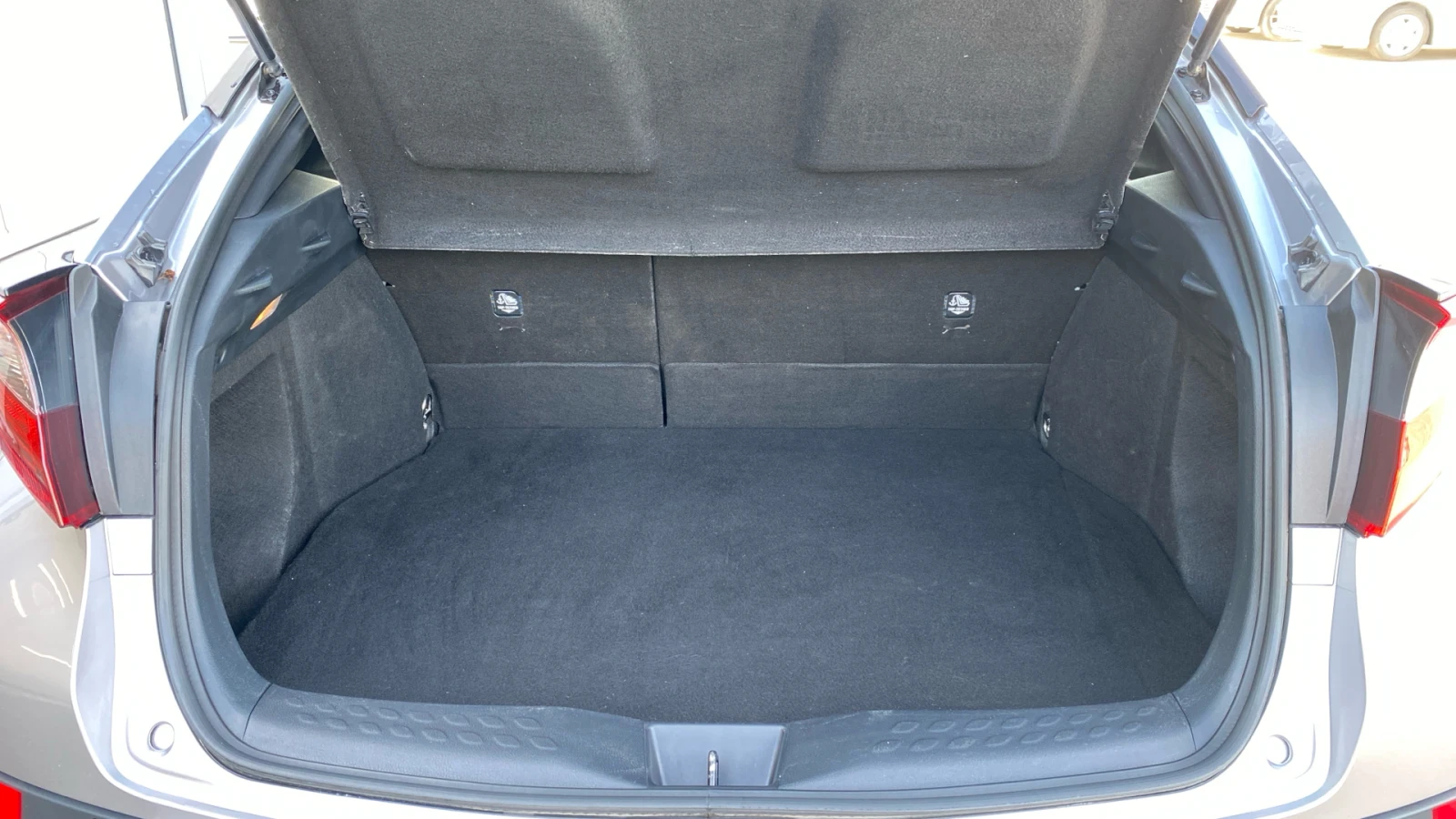 Toyota C-HR 1.8 HEV CENTER | Mobile.bg   13