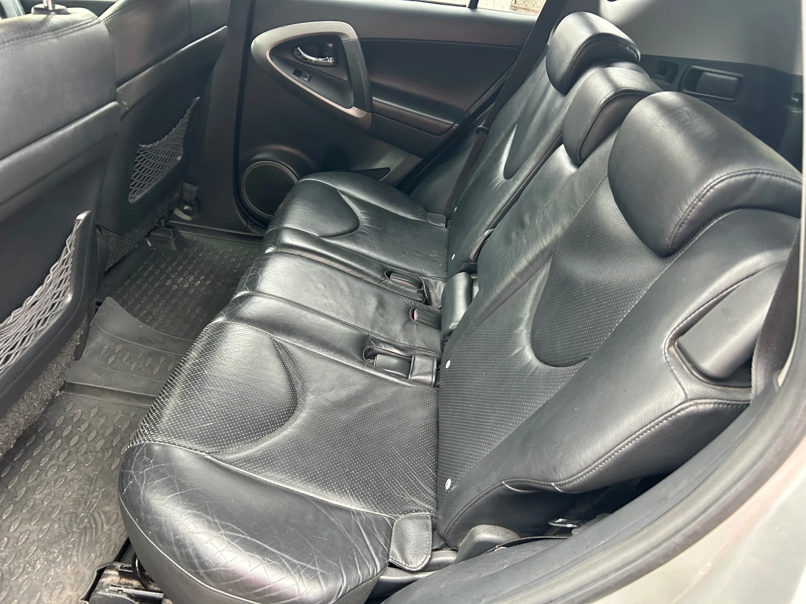 Toyota Rav4 2.2 / 177кс - изображение 6