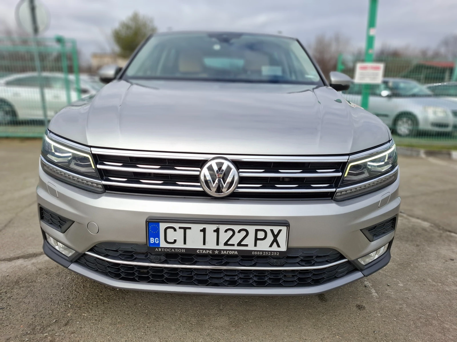 VW Tiguan 2, 0TDI  R line  - изображение 2