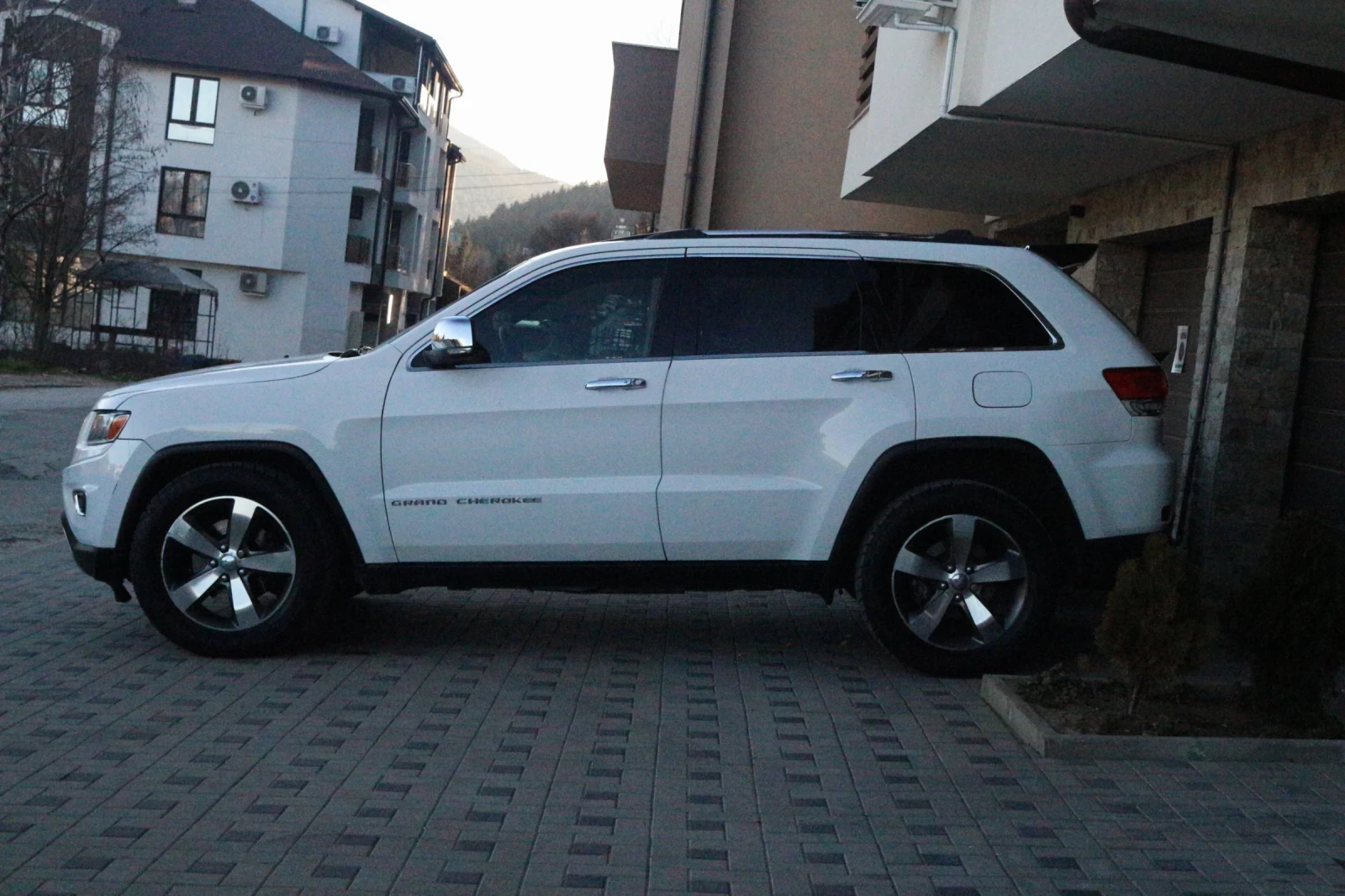 Jeep Grand cherokee WK2/ 5.7 hemi | Mobile.bg � ����������� 4