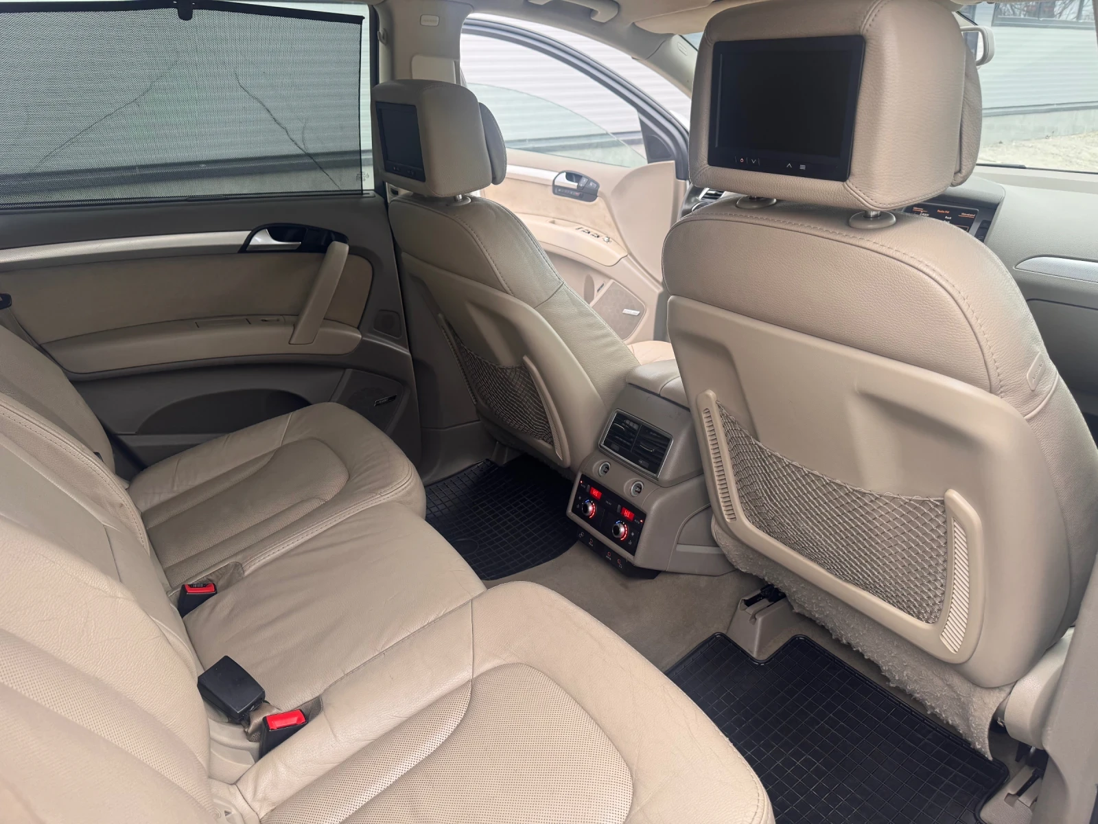 Audi Q7 4.2TDI Facelift 7 местен Обдухване, снимка 15 - Автомобили и джипове - 53947136