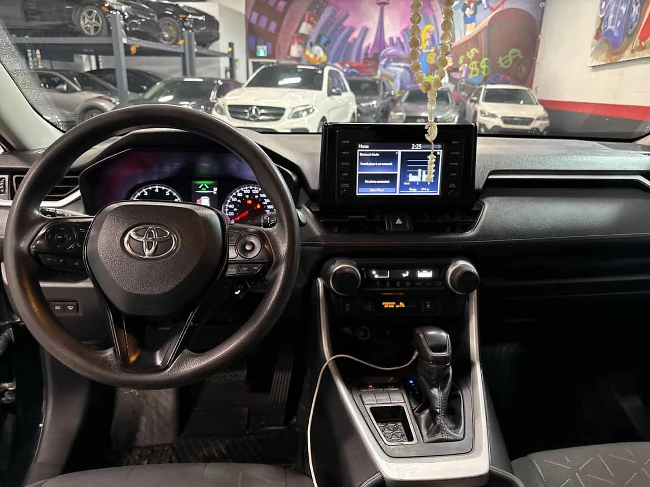 Toyota Rav4 * LE * CARFAX * ЦЕНА ДО БГ, снимка 9 - Автомобили и джипове - 54251576