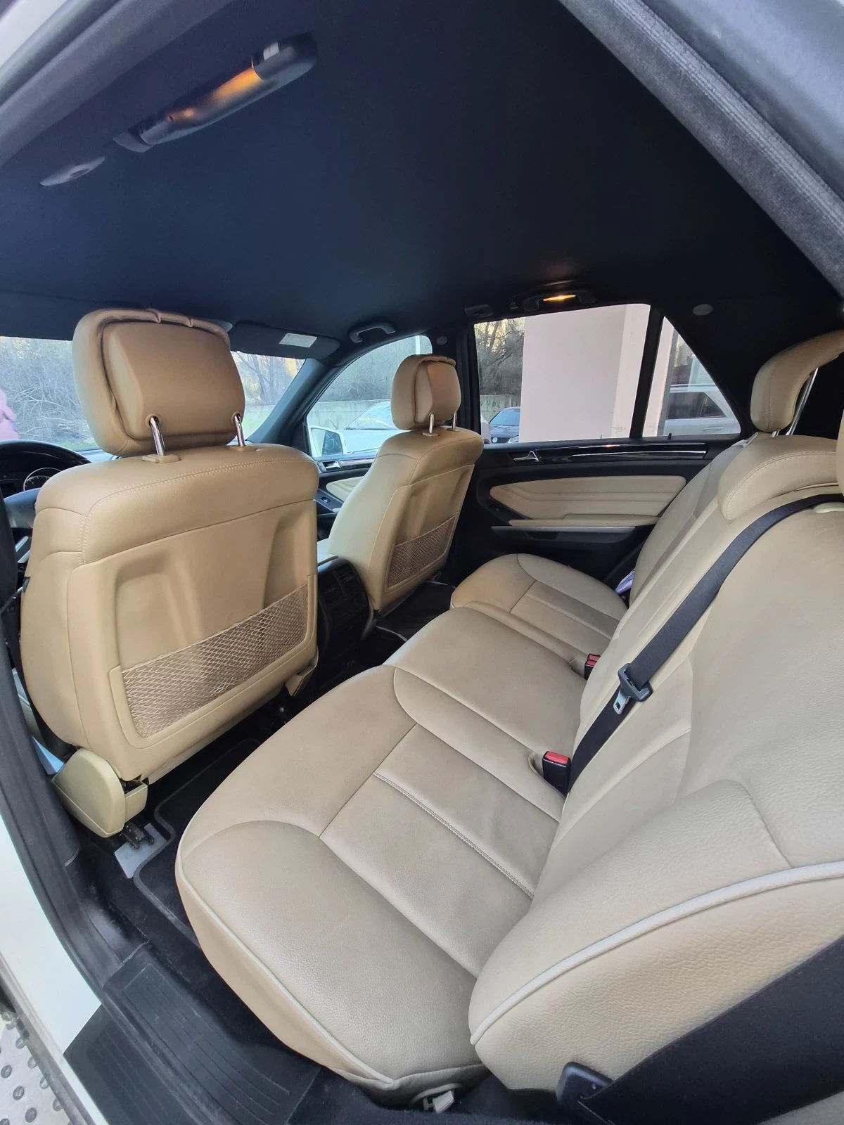 Mercedes-Benz ML 350 Grand Edition , снимка 11 - Автомобили и джипове - 54421250
