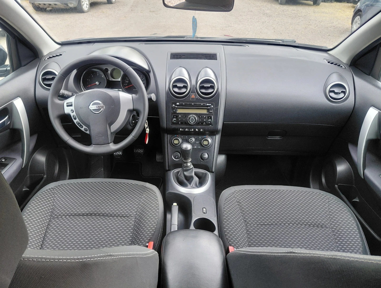 Nissan Qashqai 1.5dci /НОВ ВНОС, снимка 11 - Автомобили и джипове - 54489531