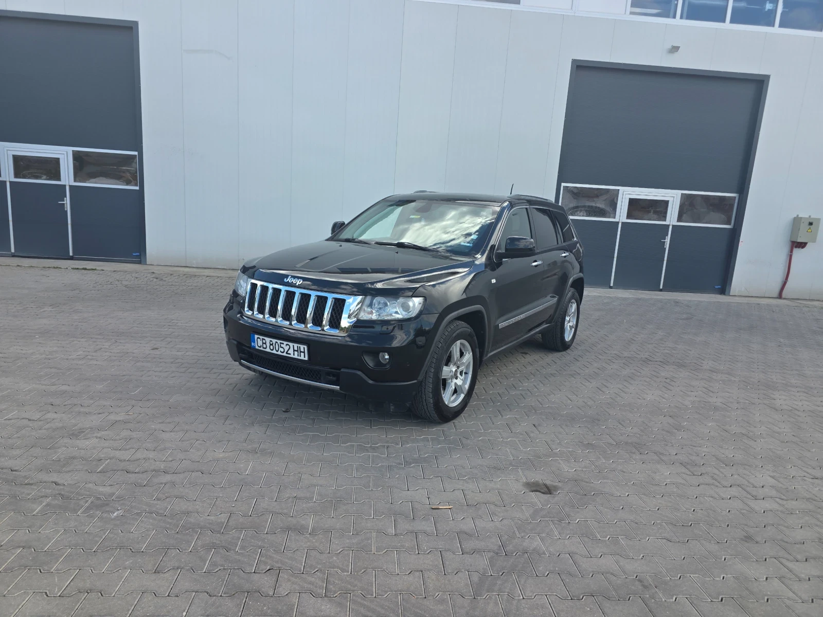 Jeep Grand cherokee 3.6 Overland ГАЗ, снимка 2 - Автомобили и джипове - 54567725