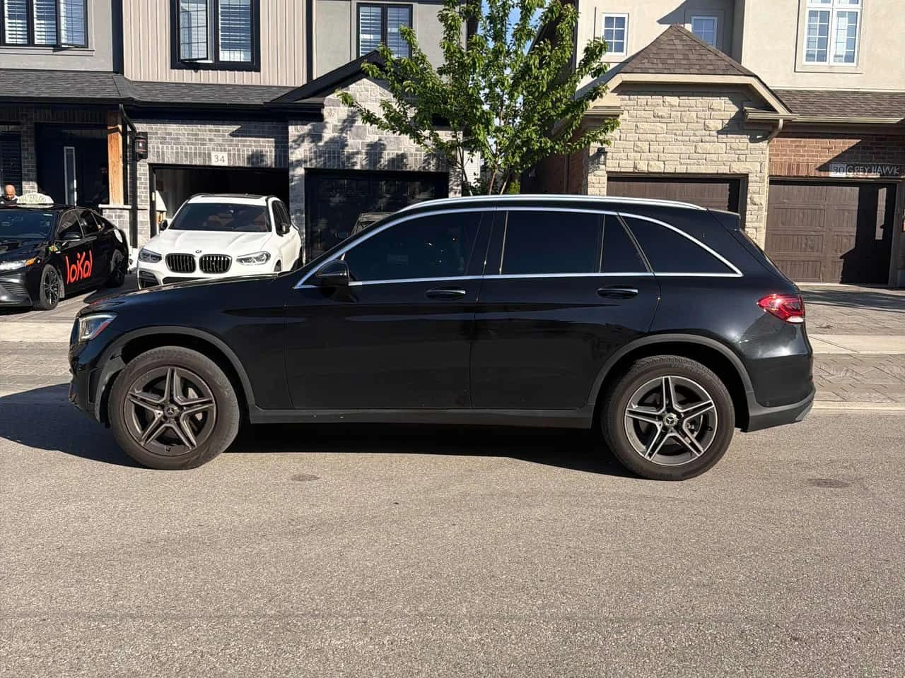 Mercedes-Benz GLC 300 AMG 4MATIC/360/ПАНОРАМА/ПОДГРЕВИ, снимка 3 - Автомобили и джипове - 54698675