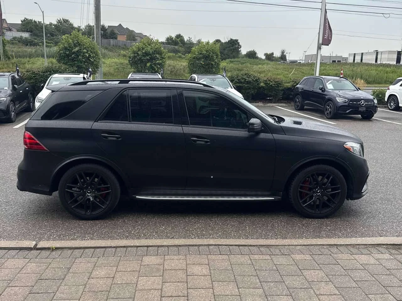 Mercedes-Benz GLE 63 S AMG * АВТОКРЕДИТ БЕЗ ПЪРВОНАЧАЛНА ВНОСКА* , снимка 3 - Автомобили и джипове - 55669525