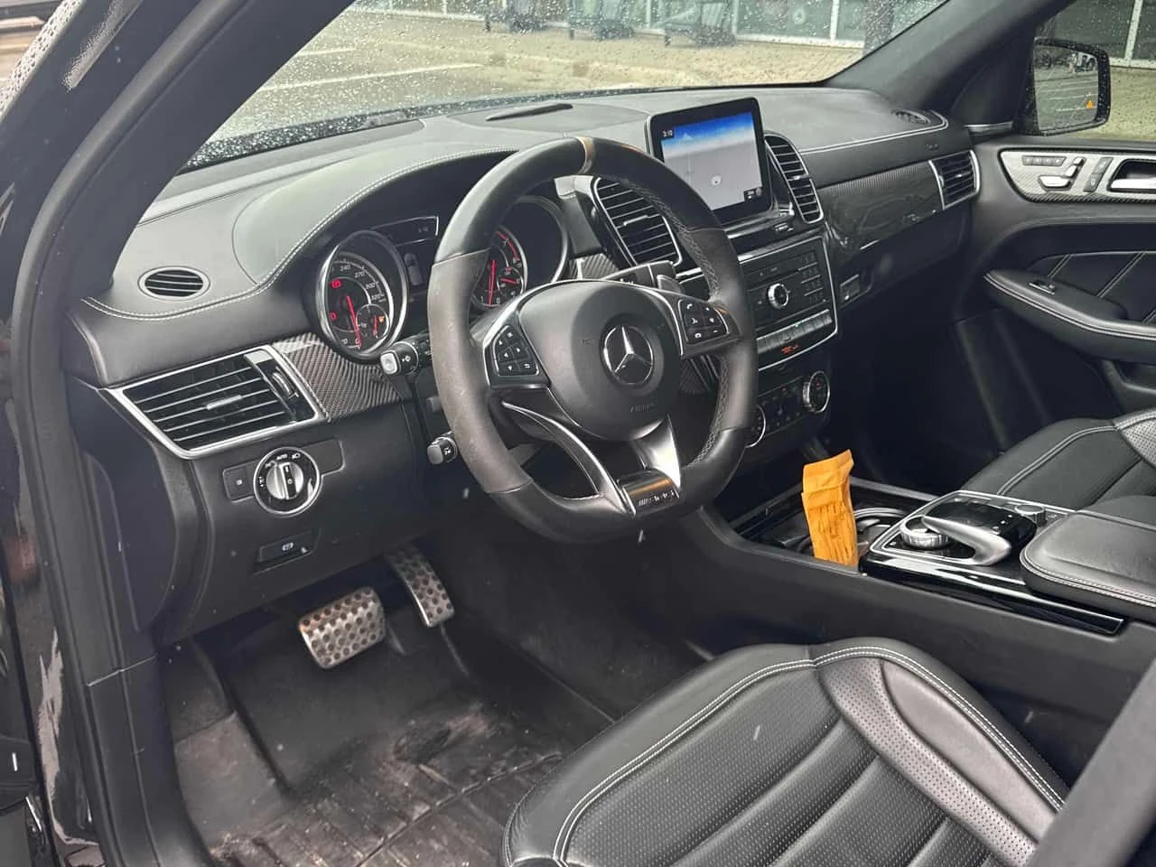 Mercedes-Benz GLE 63 S AMG * АВТОКРЕДИТ БЕЗ ПЪРВОНАЧАЛНА ВНОСКА* , снимка 5 - Автомобили и джипове - 55669525