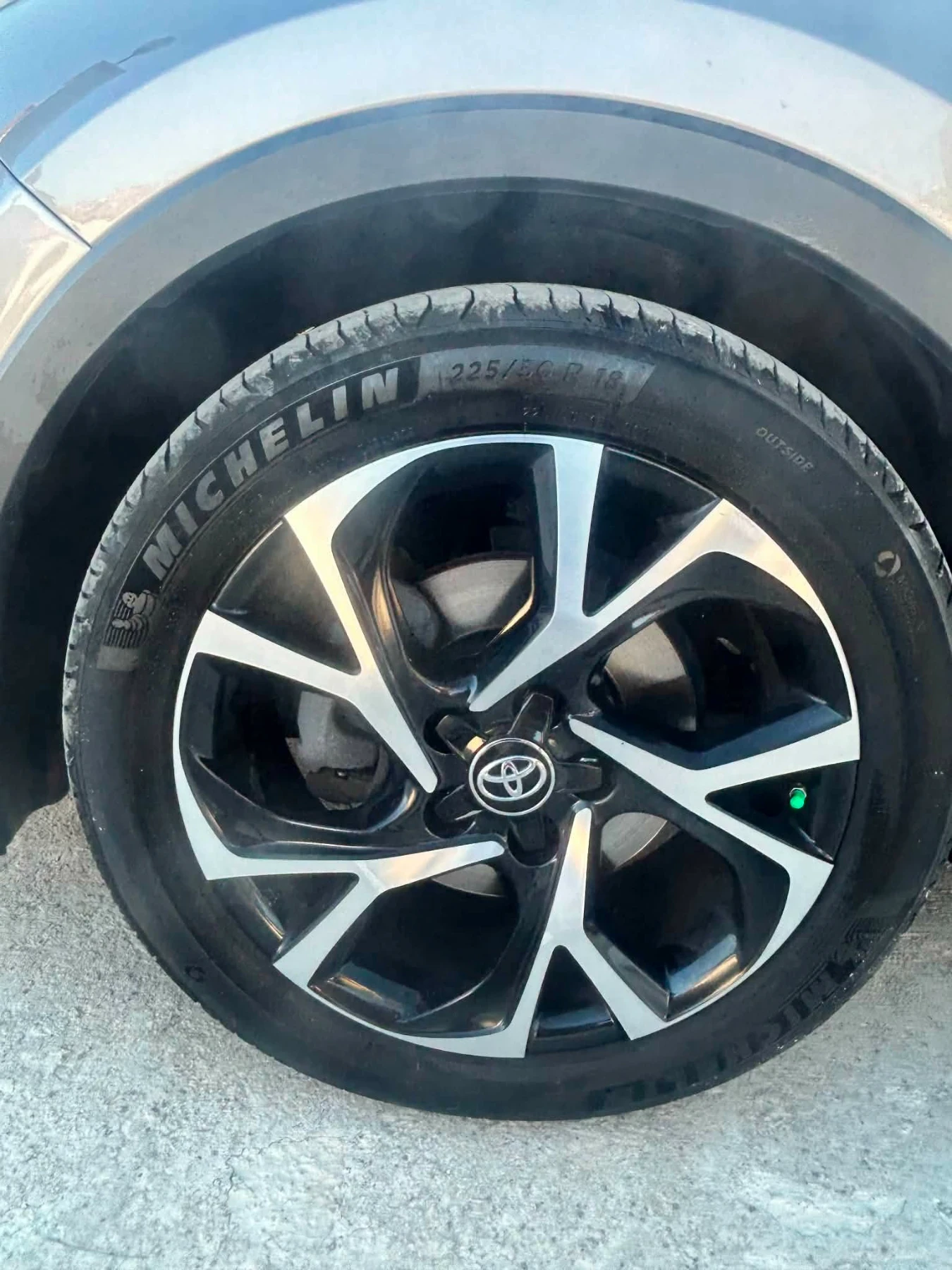 Toyota C-HR, снимка 10 - Автомобили и джипове - 55710228