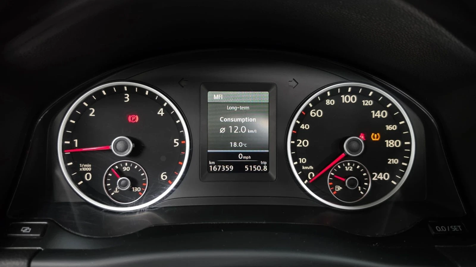 VW Tiguan, снимка 8 - Автомобили и джипове - 56689685