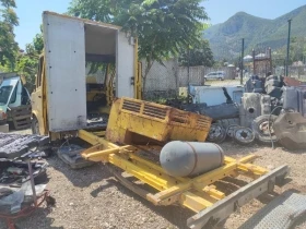 Mercedes-Benz 310 Бензин, снимка 3