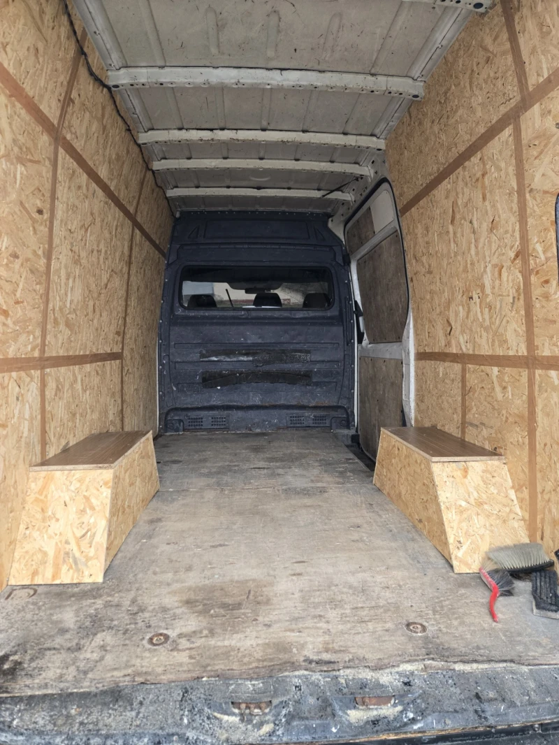 VW Crafter 2.5TDI , снимка 8 - Бусове и автобуси - 53432671