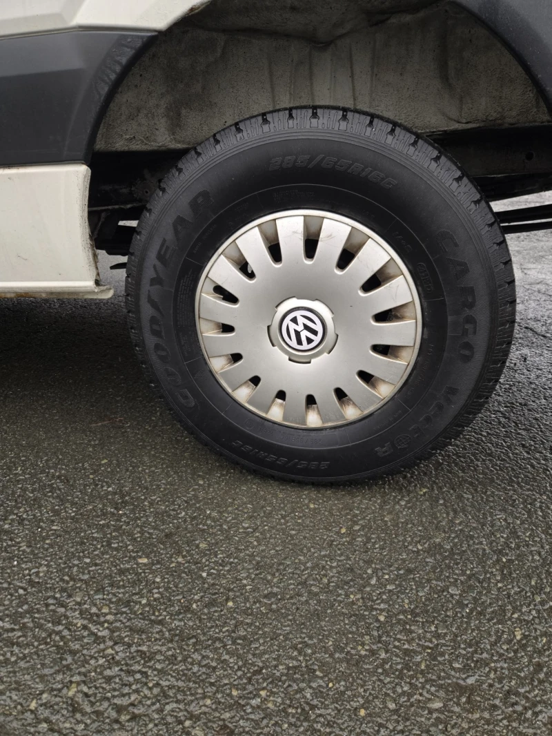 VW Crafter 2.5TDI , снимка 15 - Бусове и автобуси - 53432671