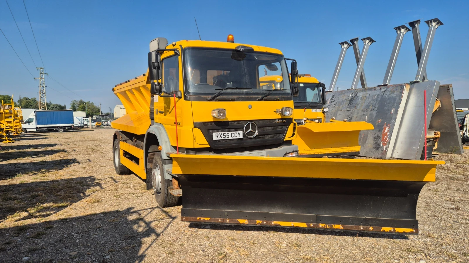 Mercedes-Benz 1824 4x4, снимка 2 - Камиони - 56162873