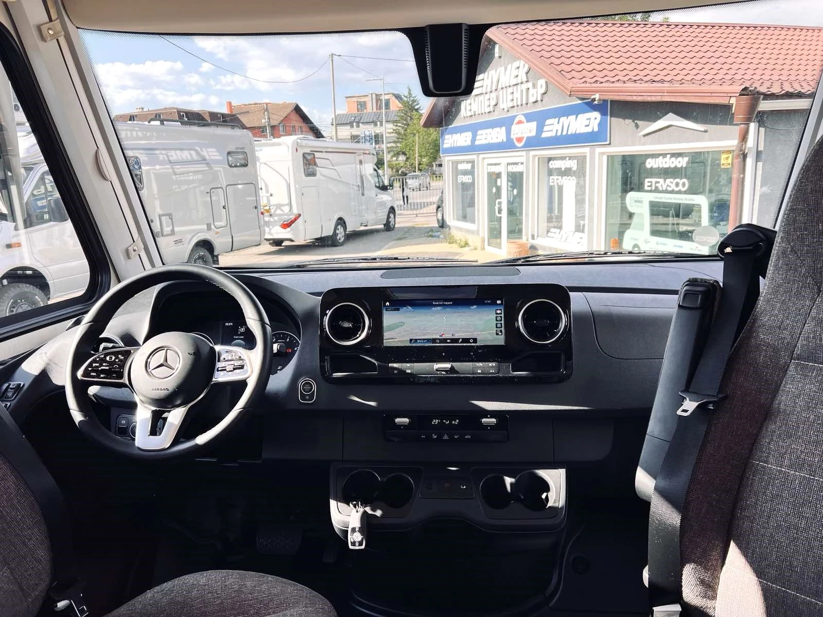 Кемпер HYMER / ERIBA BМC I  680, 5 местен 3500 kg. ALKO КЛИМА SAT TV,  - изображение 6