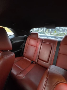 Dodge Challenger SXT Plus, снимка 15