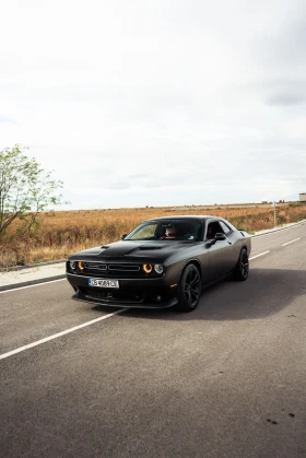Dodge Challenger SXT Plus, снимка 4