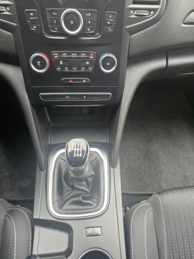 Renault Megane 1.3 TCe 140, снимка 9
