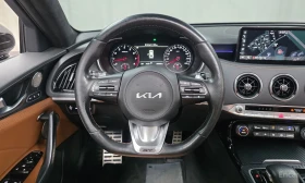 Kia Stinger 3.3 GT* TRIBUTE EDITION* DISTRONIC* ОБДУХВАНЕ, снимка 10