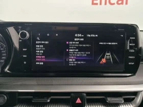 Kia K5, снимка 17