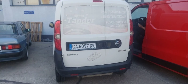 Opel Combo, снимка 3 - Автомобили и джипове - 47479160