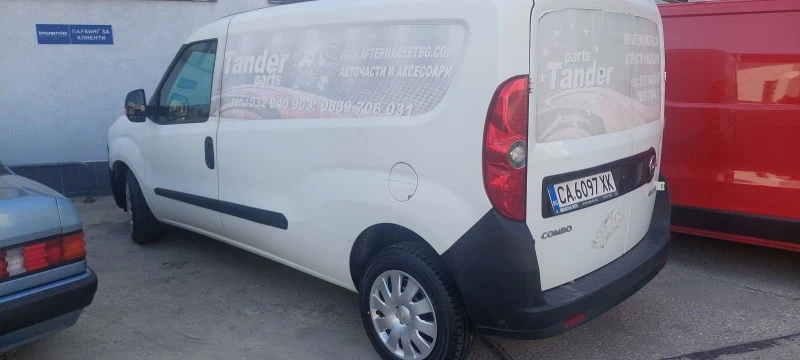 Opel Combo, снимка 2 - Автомобили и джипове - 47479160